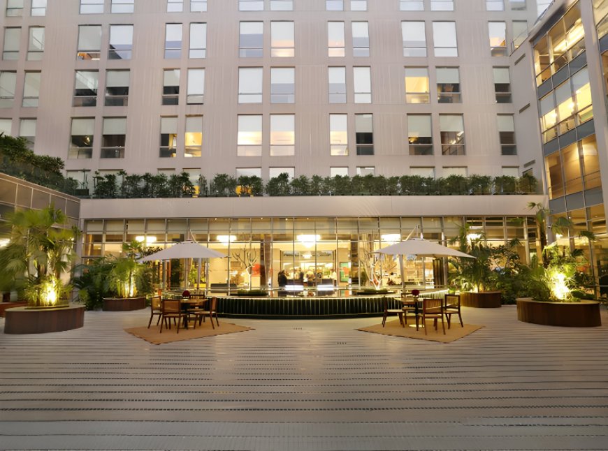 Aloft Aerocity, IGI Airport, Starts $140, Rating 4.5, New Delhi