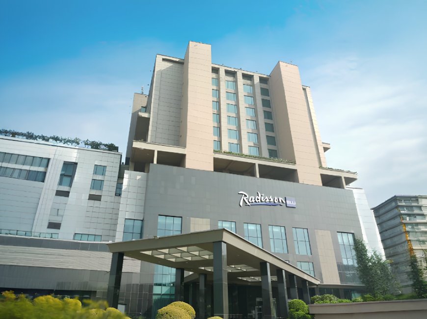 Radisson Blu Paschim Vihar, Starts $150, Rating 4.3, West Delhi