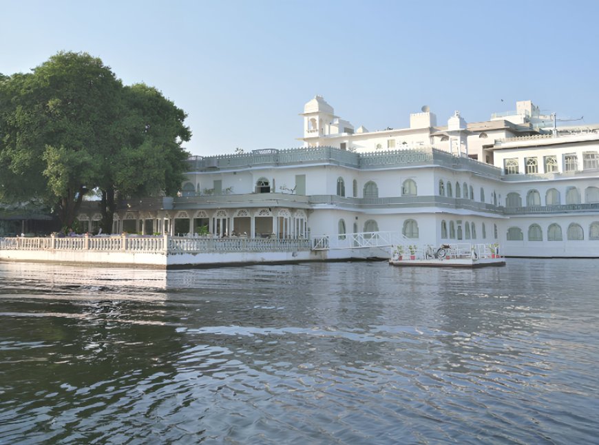 Amet Haveli, Hanuman Ghat Road, Start$120, Rating 4.5, Udaipur