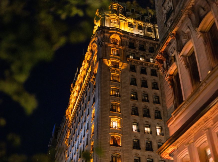 The St. Regis, Midtown Manhattan, 5-Star, Starts $1800, Rating 4.7, New York